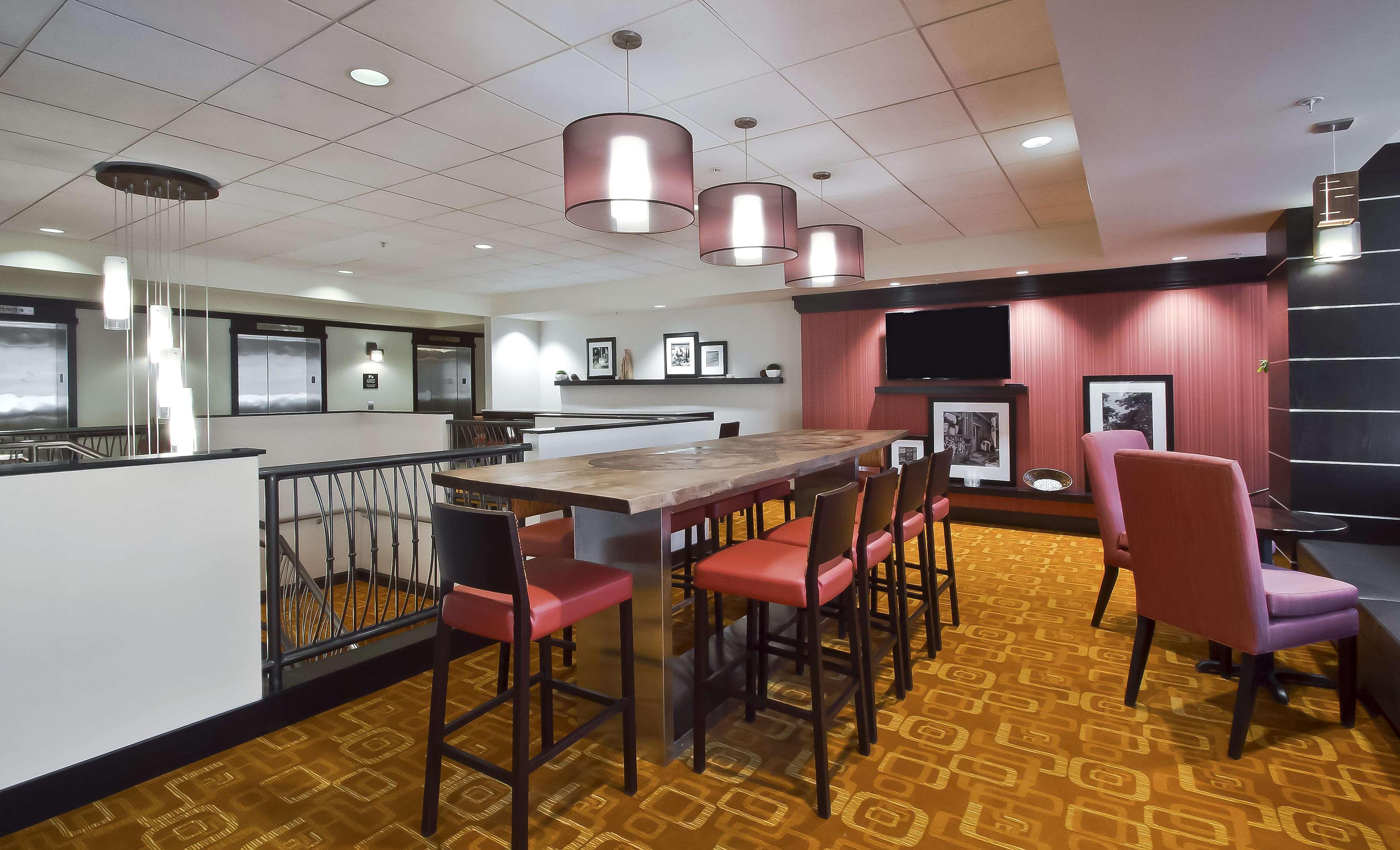 Hampton Inn & Suites Columbus-Downtown, Ohio Zewnętrze zdjęcie