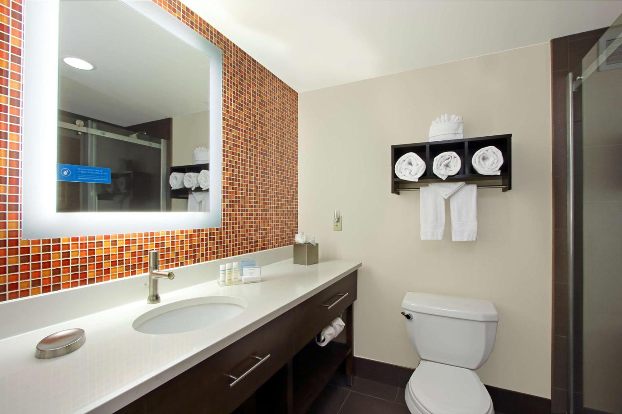 Hampton Inn & Suites Columbus-Downtown, Ohio Zewnętrze zdjęcie